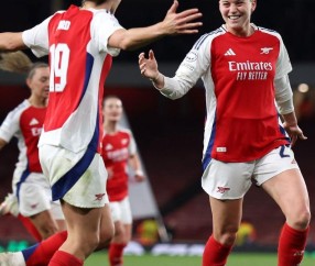  巴萨传控曼联全程观摩 -九游娱乐入口