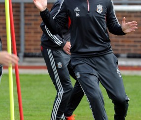 关键战体能课后，斯图加特造点机会备战足总杯，话题不断，团队化学反应显著的简单介绍-九游娱乐官网