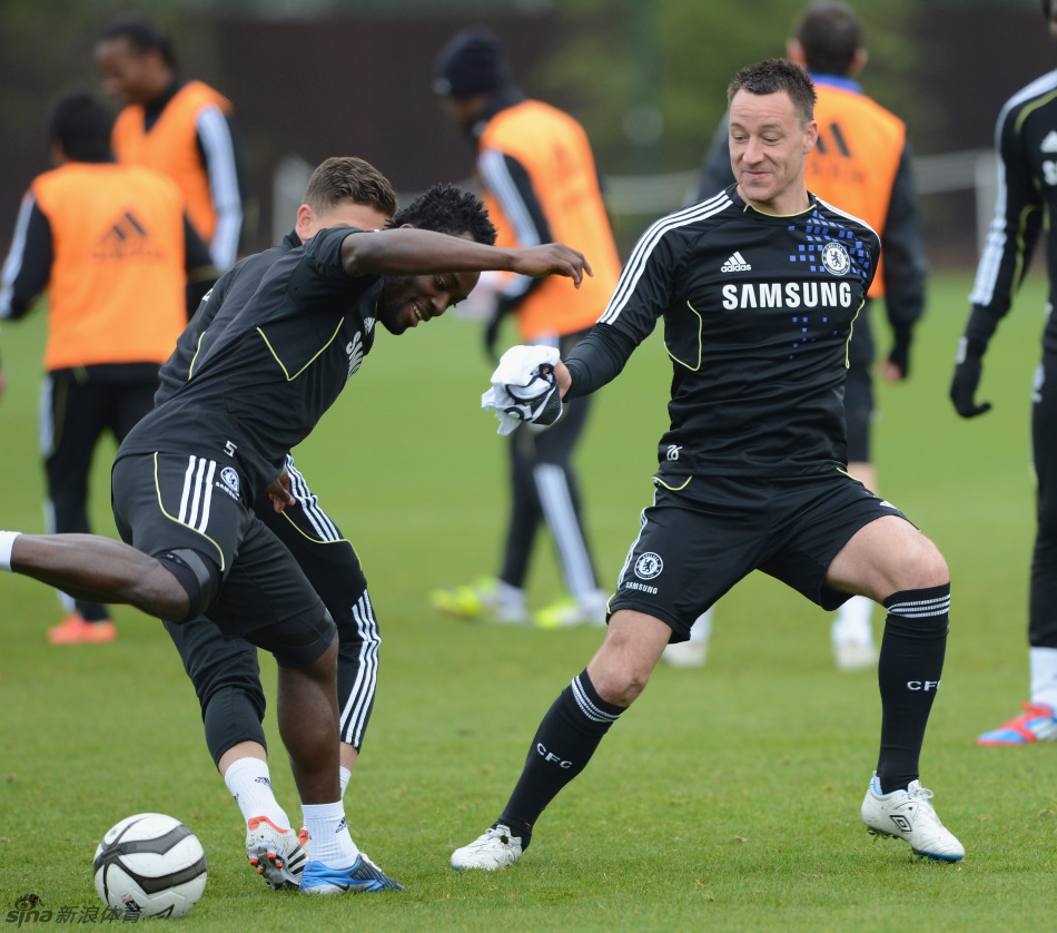 关键战体能课后,斯图加特造点机会备战足总杯,话题不断,团队化学反应显著的简单介绍 关键战体能课后,斯图加特造点机会备战足总杯,话题不断,团队化学反应显著的简单介绍