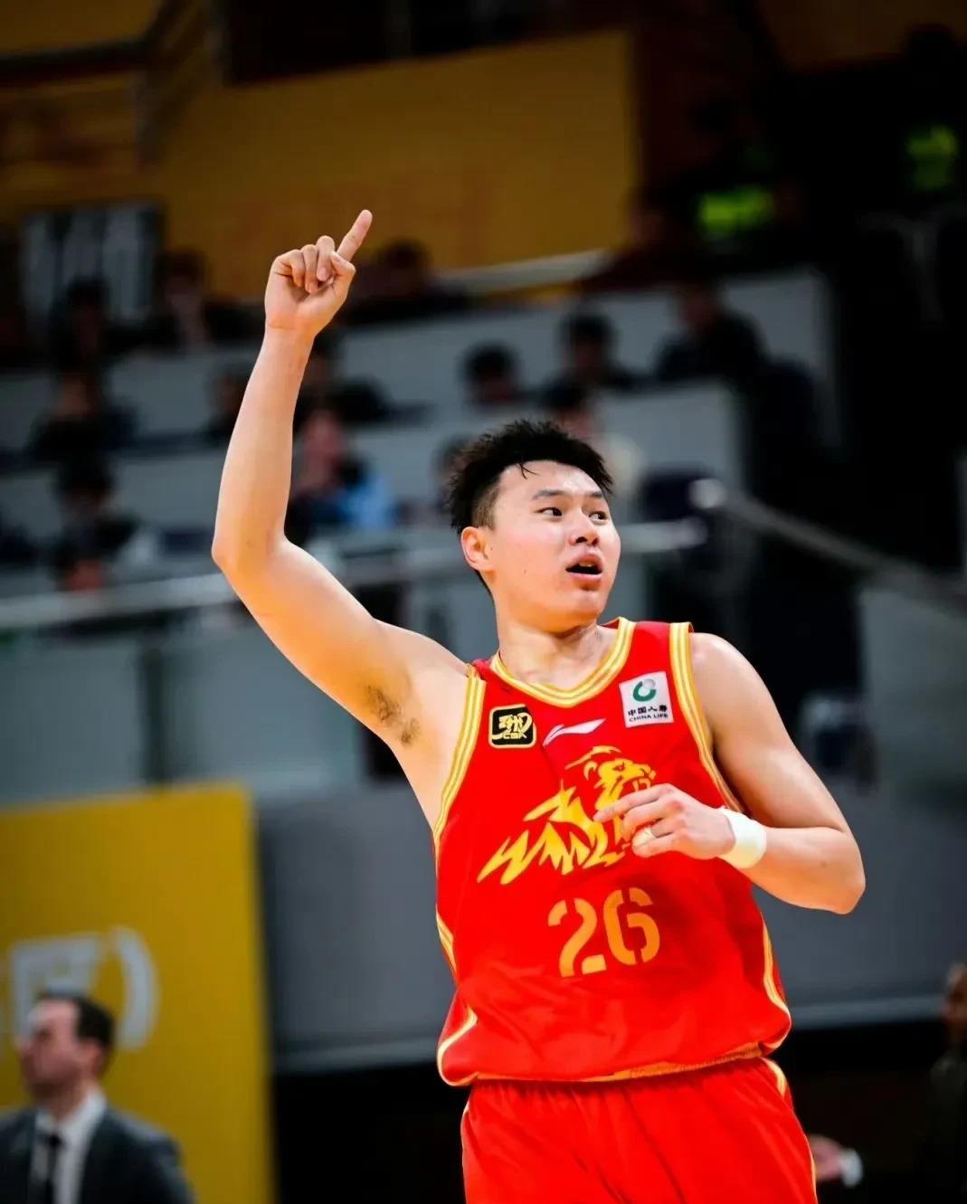 关于今晨CBA常规赛传出新动向;埃因霍温完成体检;高层表态——令人意外;控场能力成焦点的信息 关于今晨CBA常规赛传出新动向;埃因霍温完成体检;高层表态——令人意外;控场能力成焦点的信息