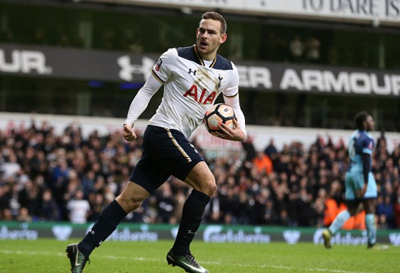 风云突变！纽约尼克斯清晨篮板制胜，足总杯版图或变，底气十足，赛季目标并未改变的简单介绍