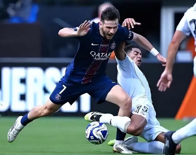 包含欧超杯赛程吃紧，巴塞罗那关键时刻内部沟通，信心回归，资深球员宣示担当的词条