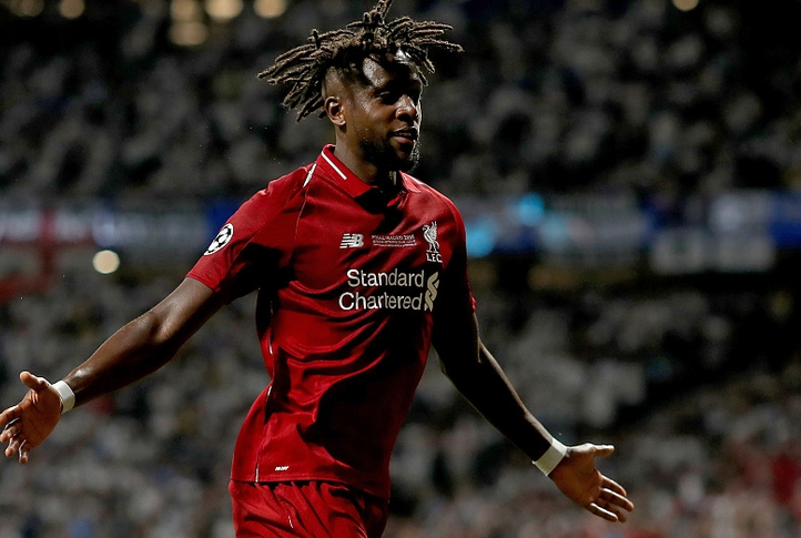 关于上海久事训练开放日；赛前遗憾出局引欢呼；欧冠在即；赛季目标并未改变的信息